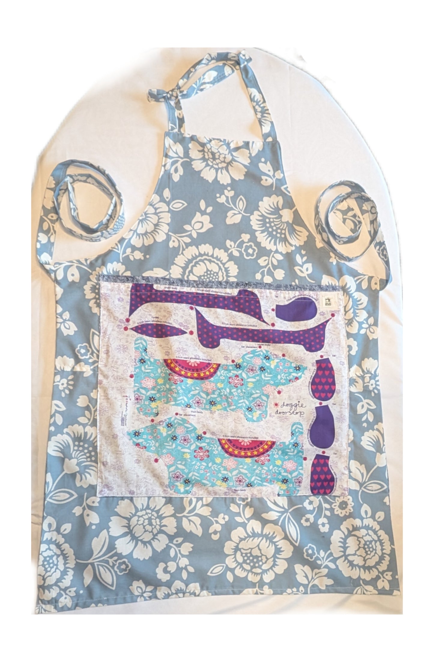 Apron for kitchen-pretty patchwork apron for cooking adult-work apron with pockets-cottage style reworked apron for cooking-gift for home RelovedDesignsbyDawn