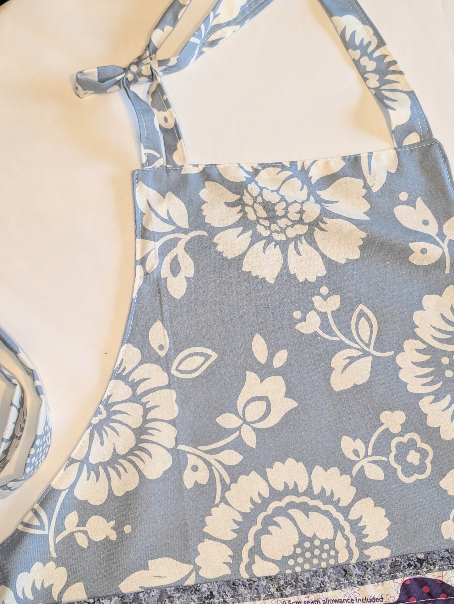Apron for kitchen-pretty patchwork apron for cooking adult-work apron with pockets-cottage style reworked apron for cooking-gift for home RelovedDesignsbyDawn