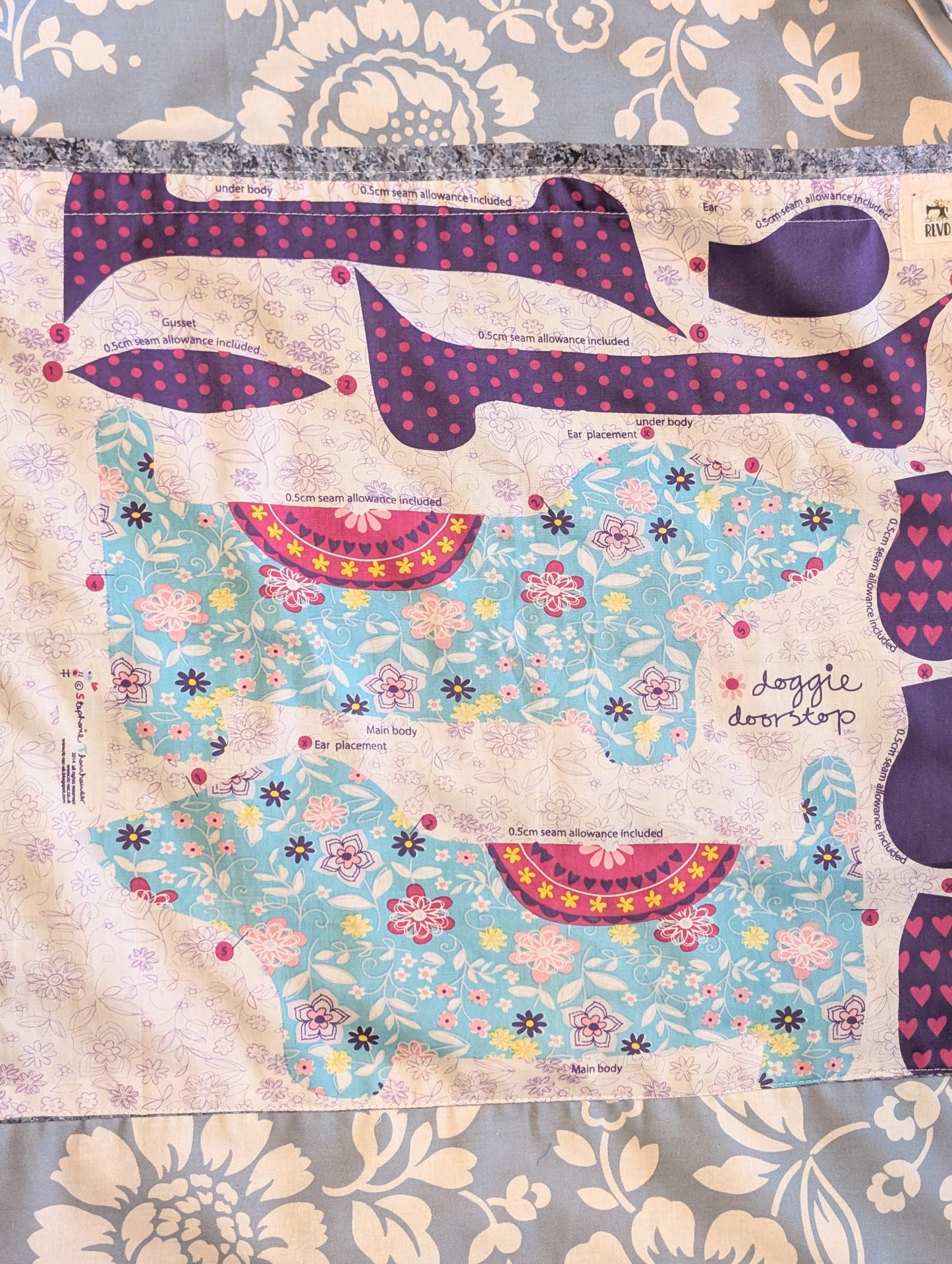 Apron for kitchen-pretty patchwork apron for cooking adult-work apron with pockets-cottage style reworked apron for cooking-gift for home RelovedDesignsbyDawn