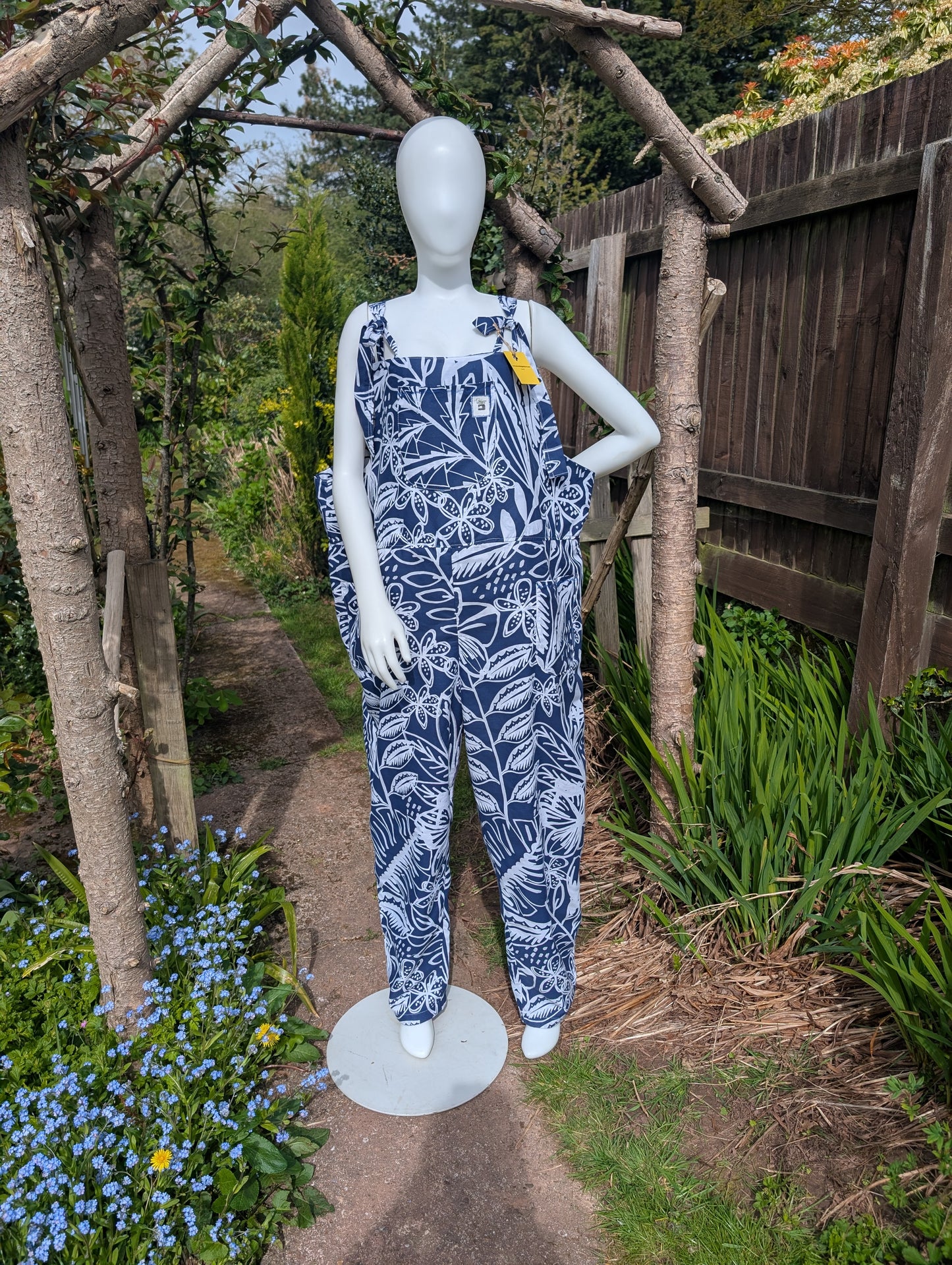 dungarees size 22-bicoloured dungarees-two tone floral-plus size dungarees.