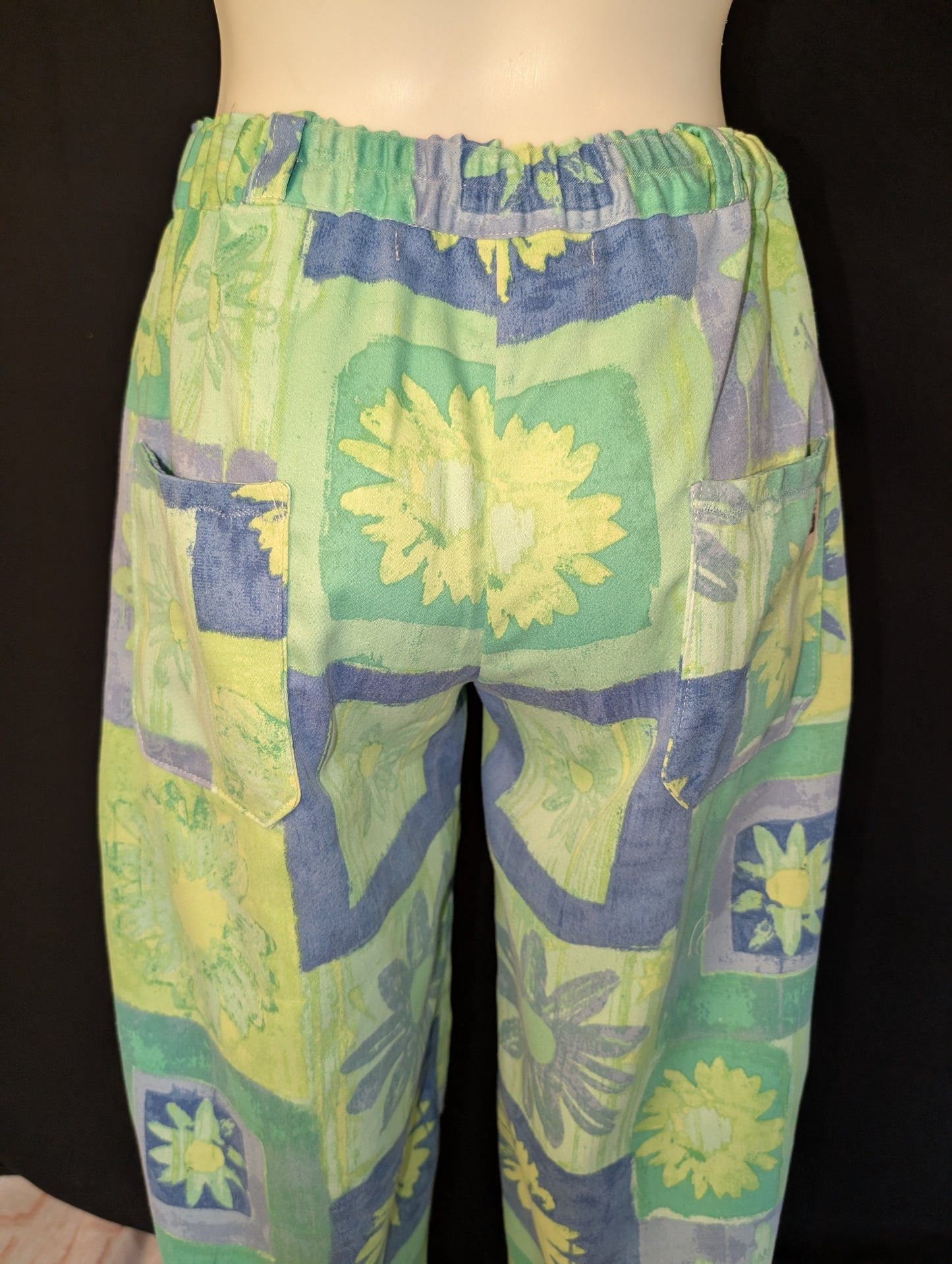 Retro Vibe: Upcycled 90s pattern Trousers, Size 12 - Eco-Friendly Fashion