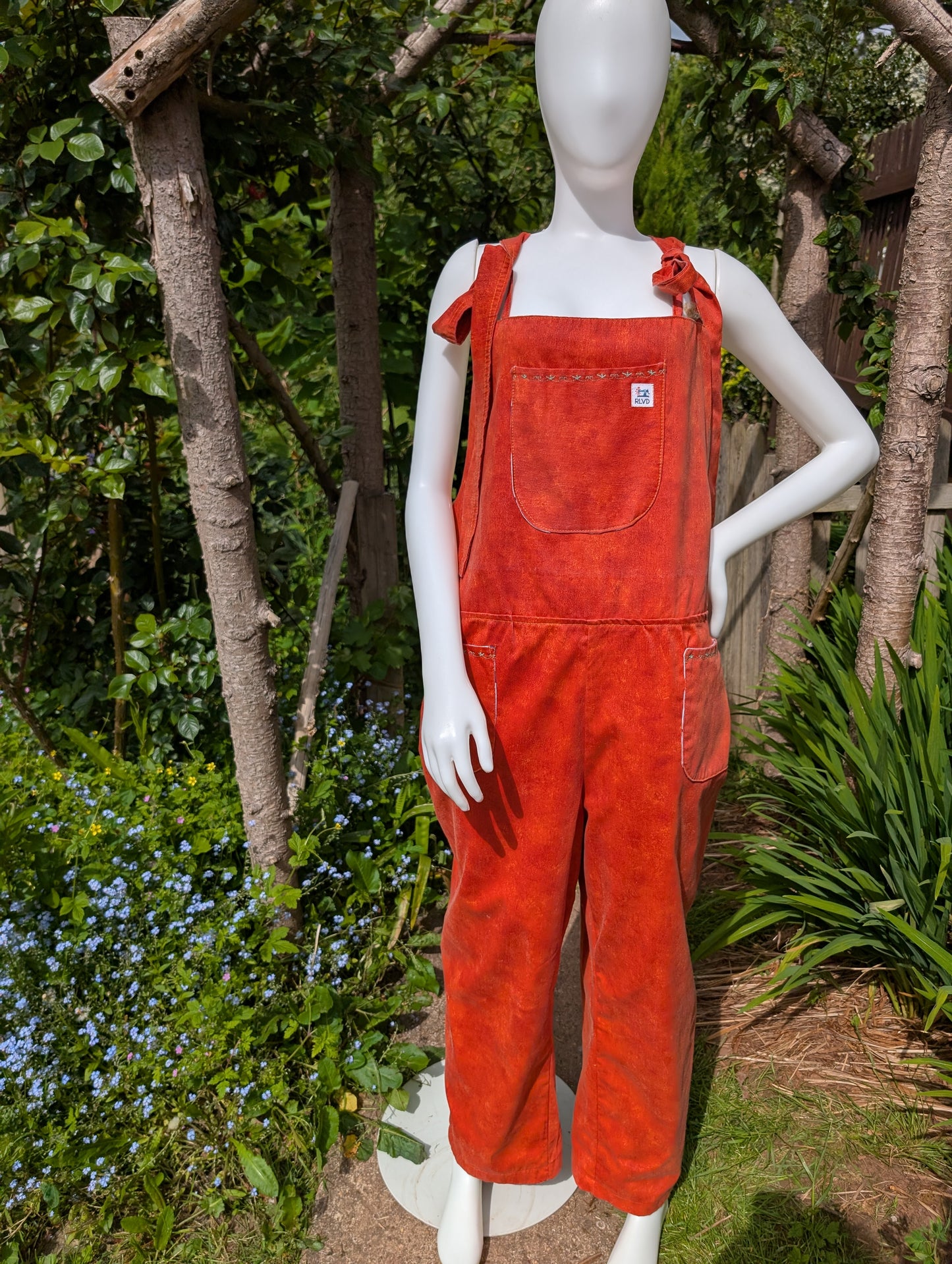 Dungarees size 22/XxL. Orange,