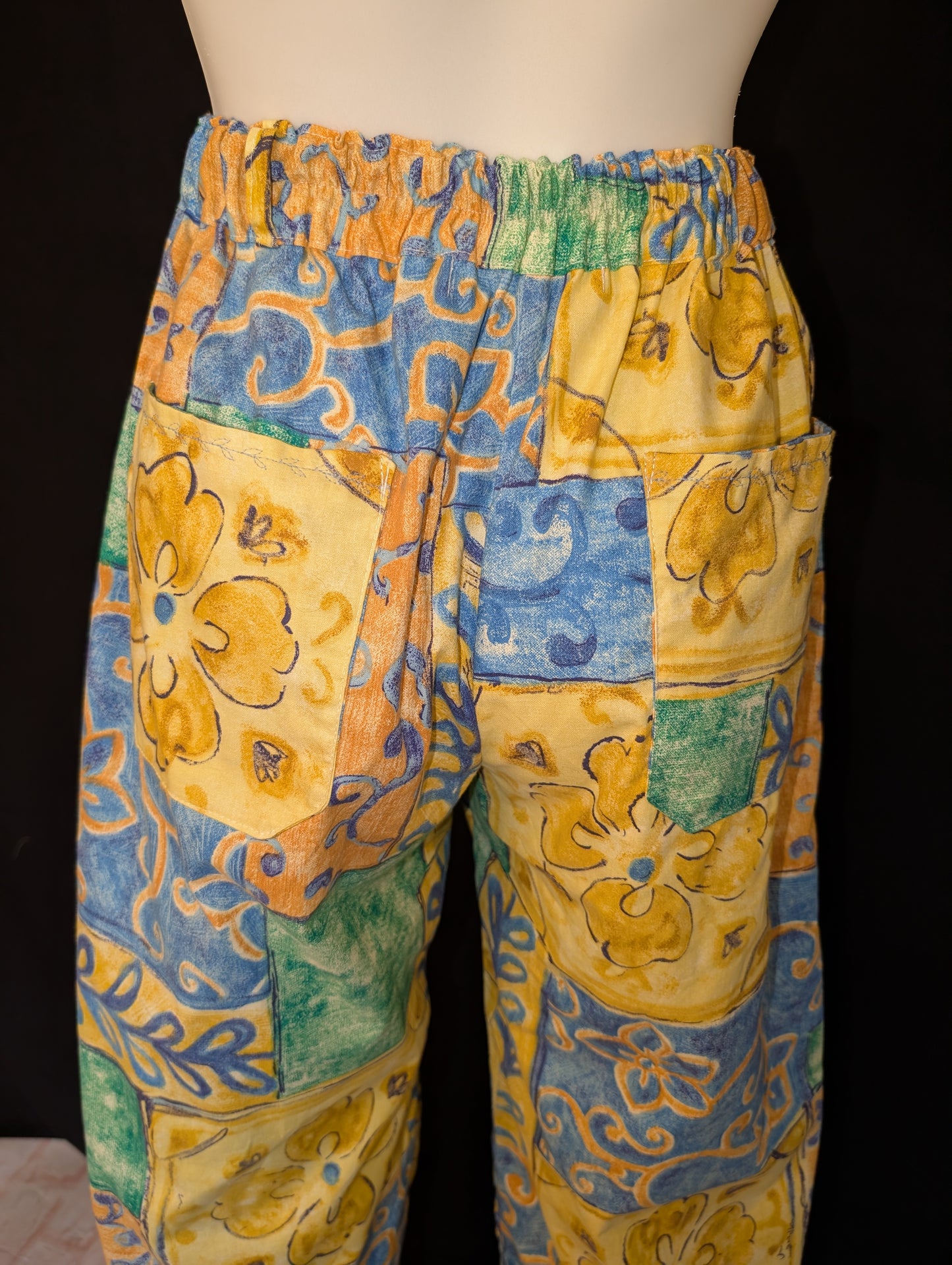 Reworked barrel Leg Trousers: Size 14 90s print abstract