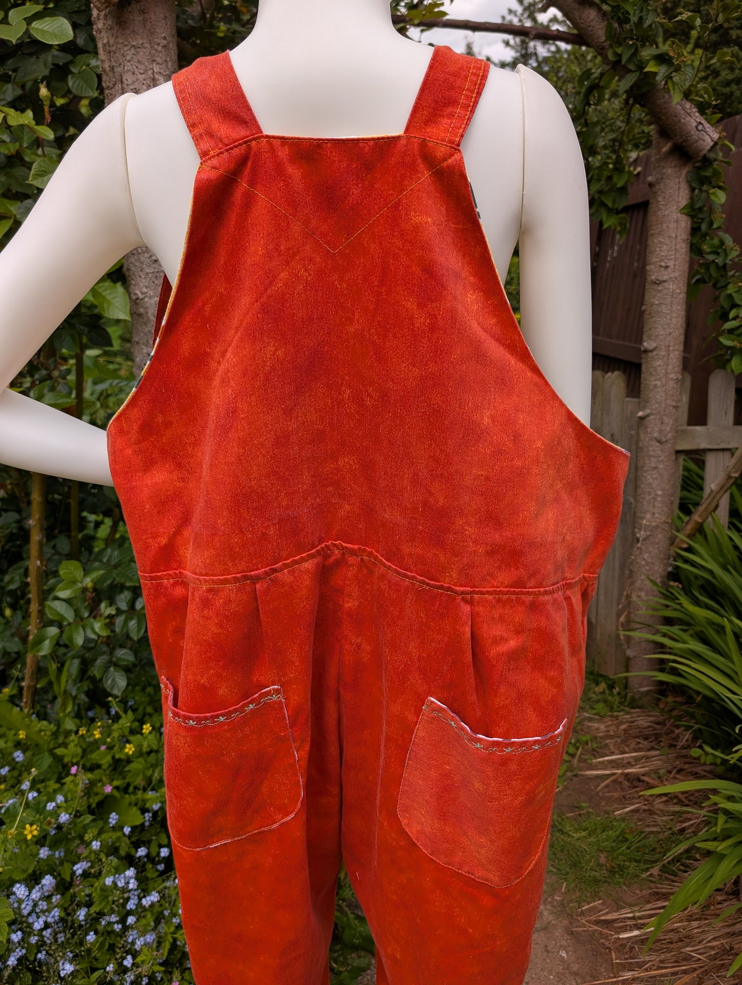 Dungarees size 22/XxL. Orange,
