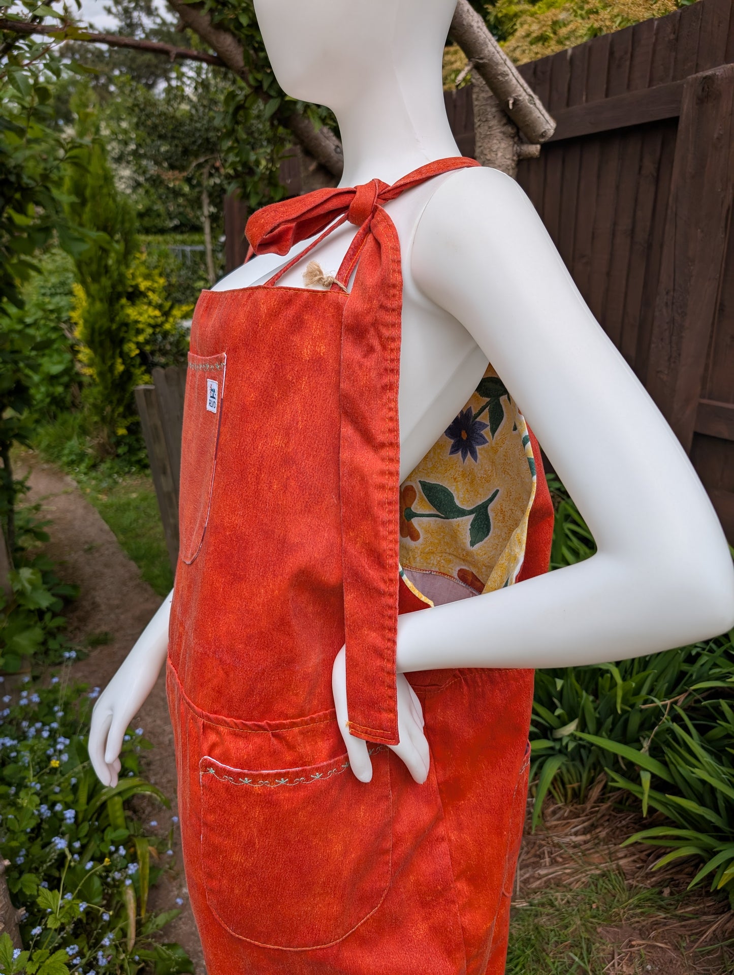 Dungarees size 22/XxL. Orange,