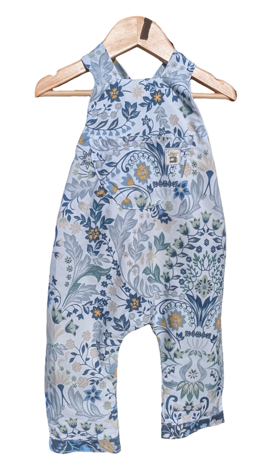 Baby Dungarees, romper, age 6-9m, baby suit, baby outfit, floral baby wear, vintage style baby, navy floral, baby gift idea, sustainable kid