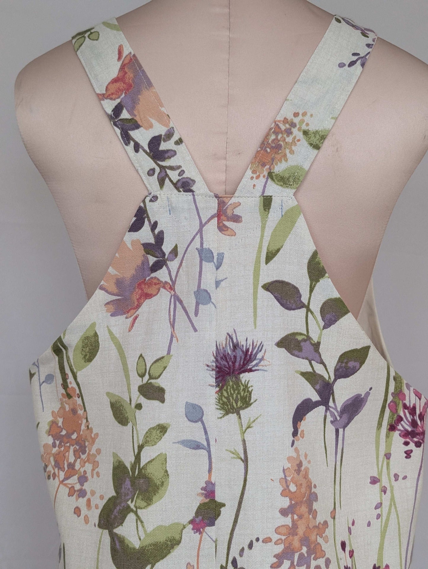 Dress size 12, floral dress, short pinafore dress, dungarees dress, tie top dress, apron dress, mini dress, pockets dress, spring flowers - RelovedDesignsbyDawn