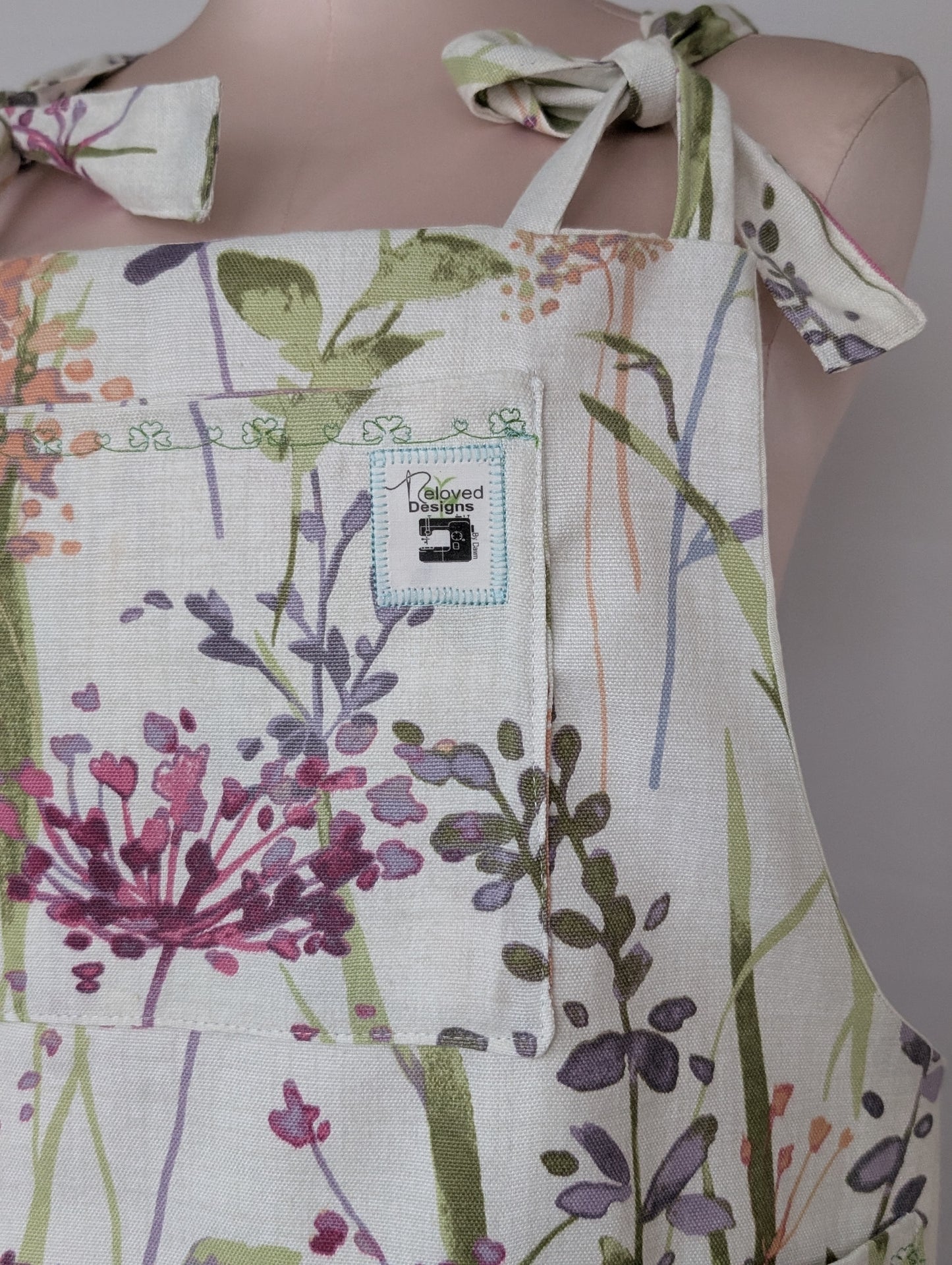 Dress size 12, floral dress, short pinafore dress, dungarees dress, tie top dress, apron dress, mini dress, pockets dress, spring flowers