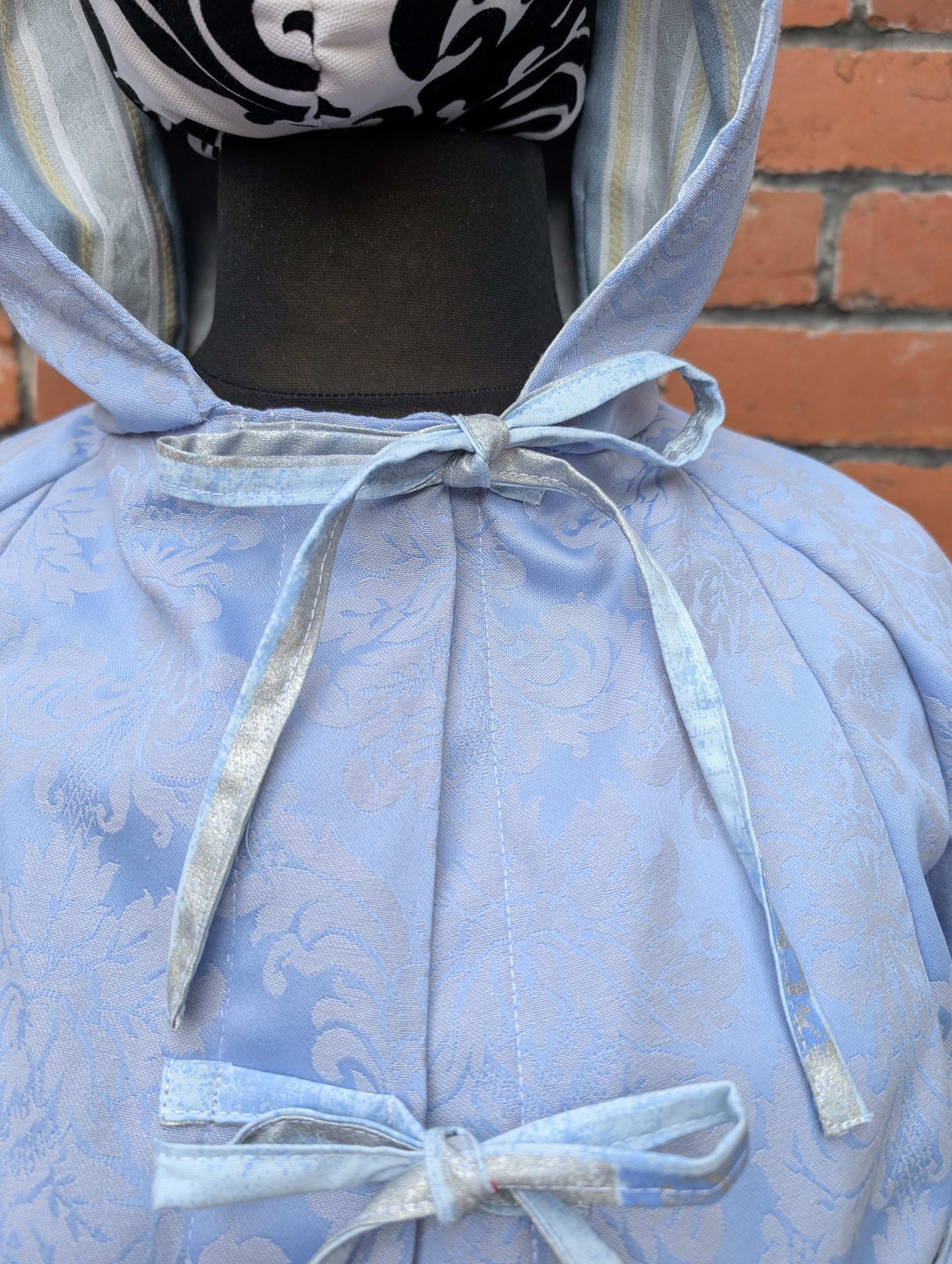 Jacket hooded-cropped jacket-size 14-hooded blue coat-fairy style jacket-jacquard fabric jacket-pixie jacket-pretty blue coat-reworked