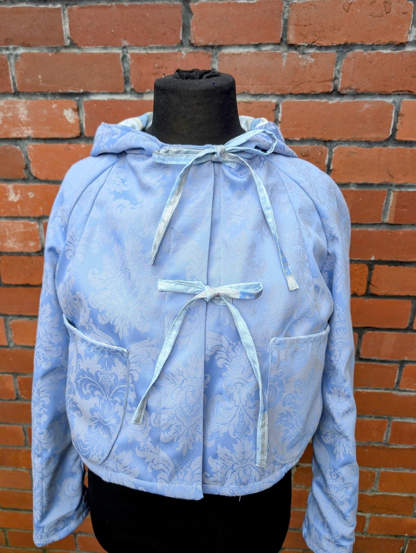 Jacket hooded-cropped jacket-size 14-hooded blue coat-fairy style jacket-jacquard fabric jacket-pixie jacket-pretty blue coat-reworked