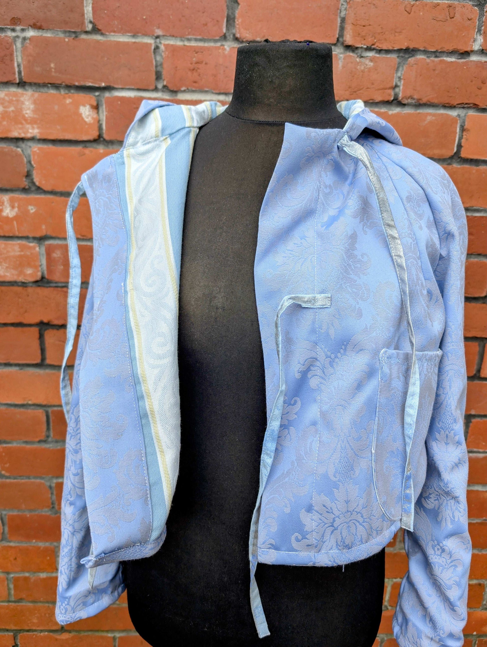 Jacket hooded-cropped jacket-size 14-hooded blue coat-fairy style jacket-jacquard fabric jacket-pixie jacket-pretty blue coat-reworked