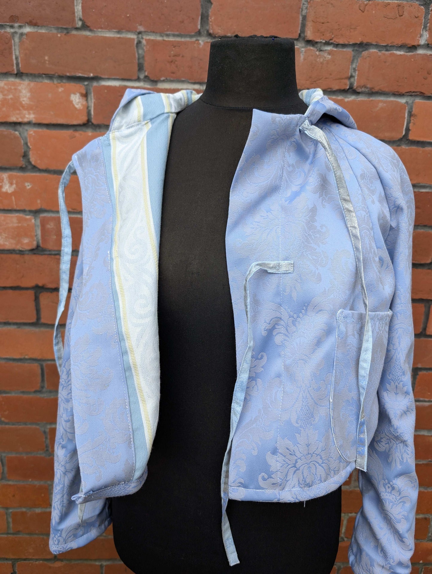 Jacket hooded-cropped jacket-size 14-hooded blue coat-fairy style jacket-jacquard fabric jacket-pixie jacket-pretty blue coat-reworked