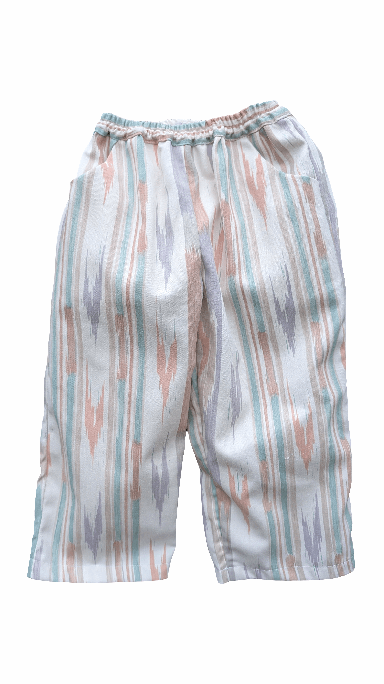 kids trousers 5/6yrs, summer trousers children, pull up kids trousers, holiday child, casual kids wear, stretch waist trousers kids, - RelovedDesignsbyDawn