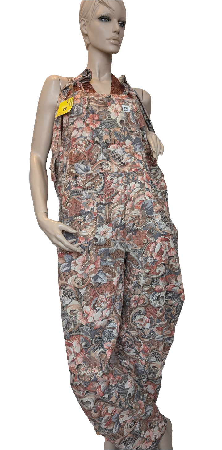 Dungarees size 16-18/XL,  vintage floral patterned dungarees, Baggy fit dungarees. Sustainable fashion dungarees, reworked clothing. RelovedDesignsbyDawn