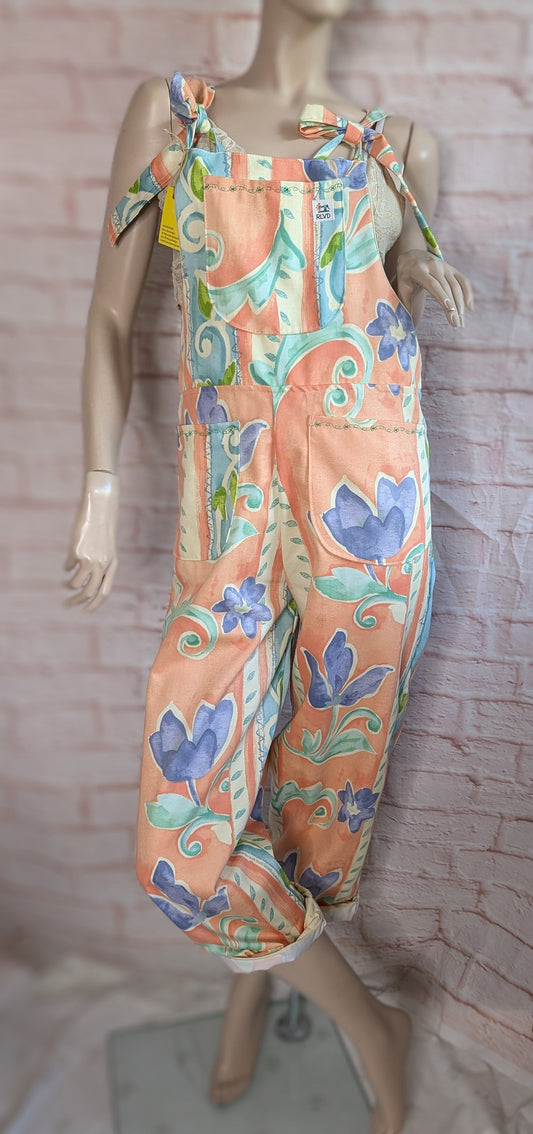 dungarees size 6/8 vintage floral, cottage core Dungarees, pretty overalls.