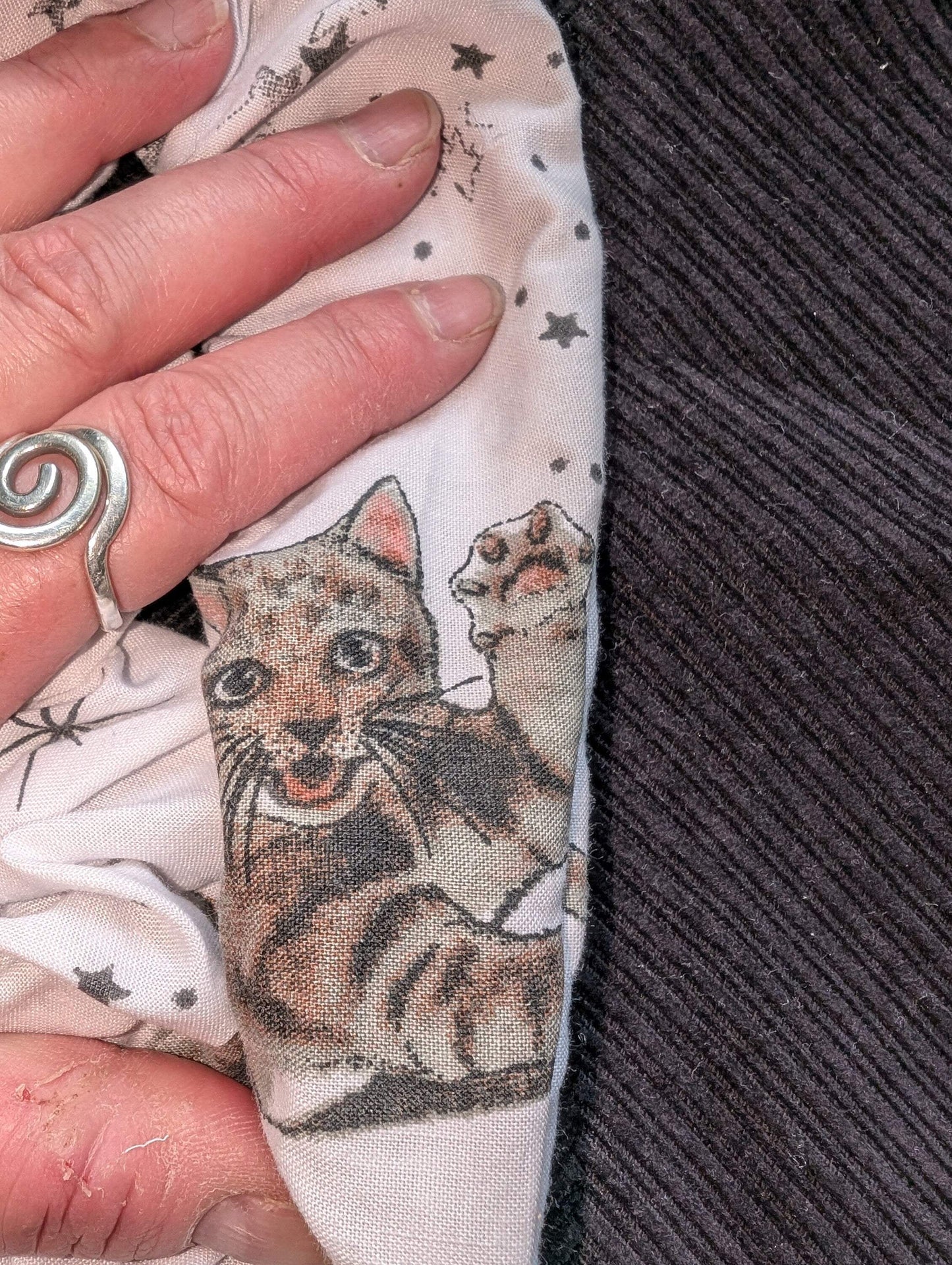 scrunchies Halloween cat print