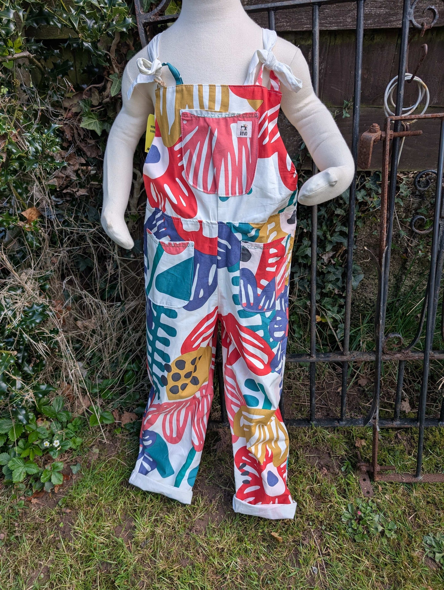 Dungarees child- romper-age 7-8yrs-playsuit-jumpsuit- floral kids clothes-sustainable kids outfit-pretty child clothes-summer child-holiday