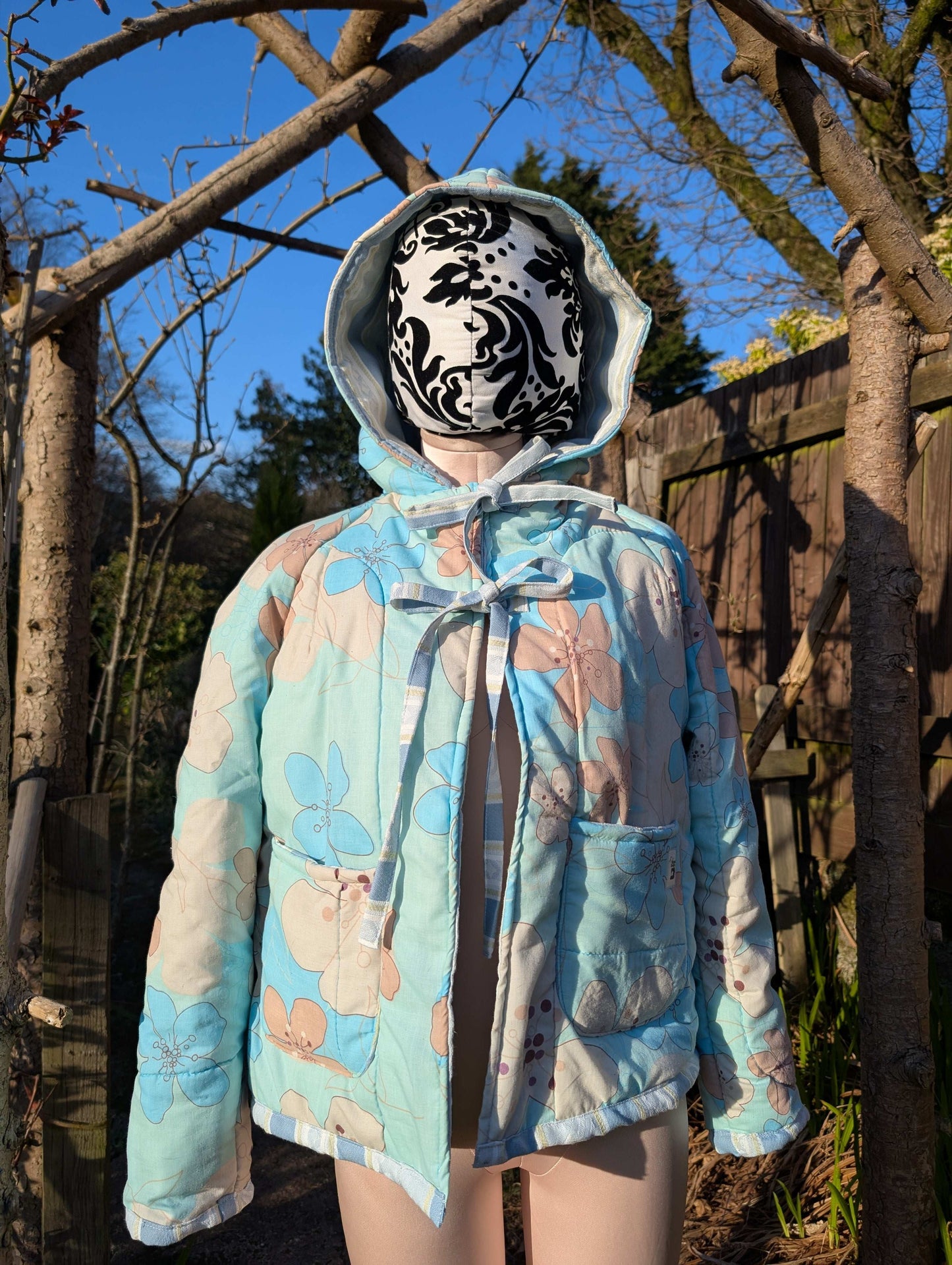 Jacket-size 12/14-quilted rework clothing- surfer vibe pattern-floral jacket-cropped jacket-short coat-hooded jacket-festival jacket