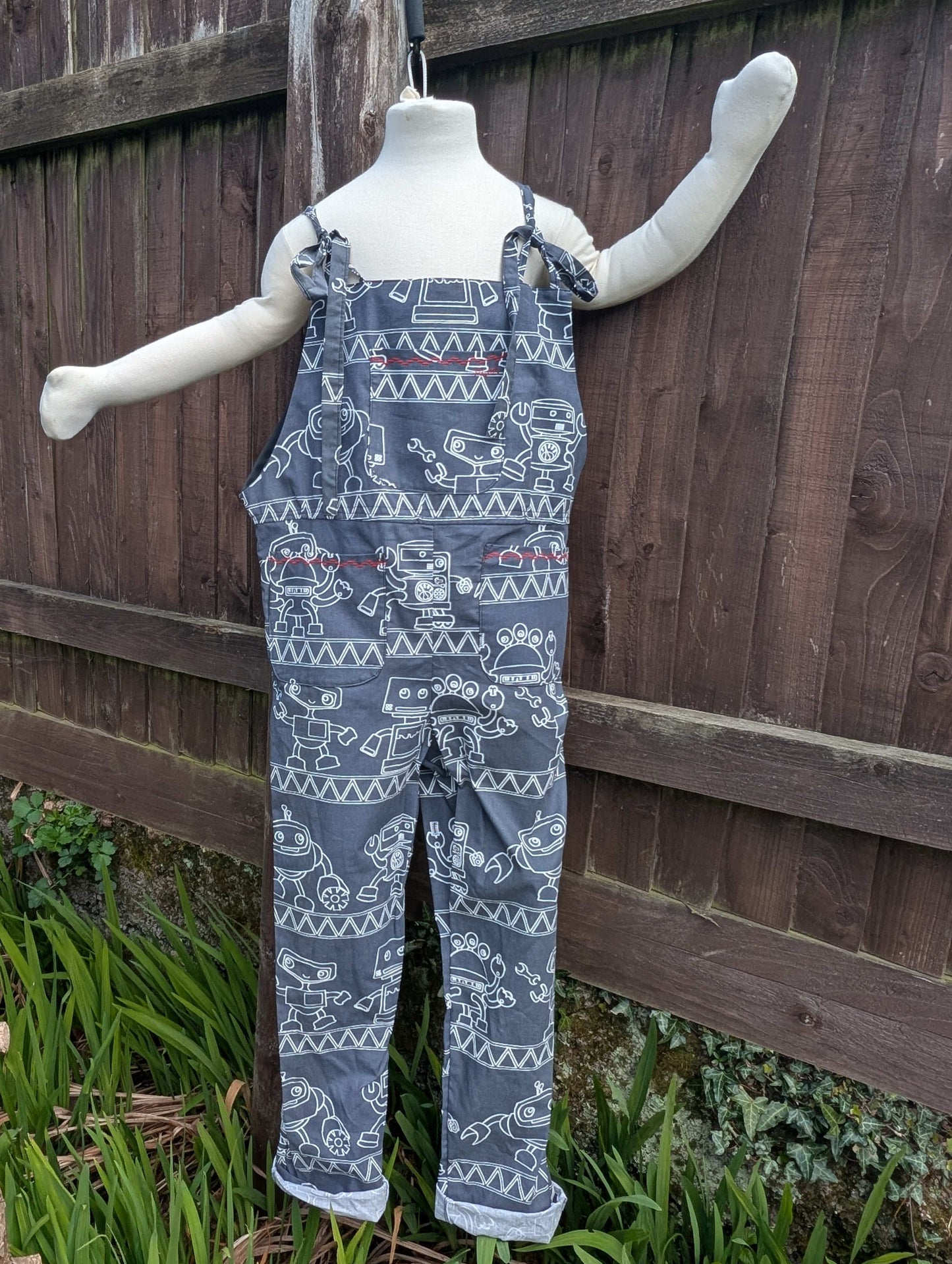 Dungarees child- romper-age 9-10yrs-playsuit-jumpsuit- boys- kids clothes-sustainable kids outfit-robot-summer child-holiday outfit