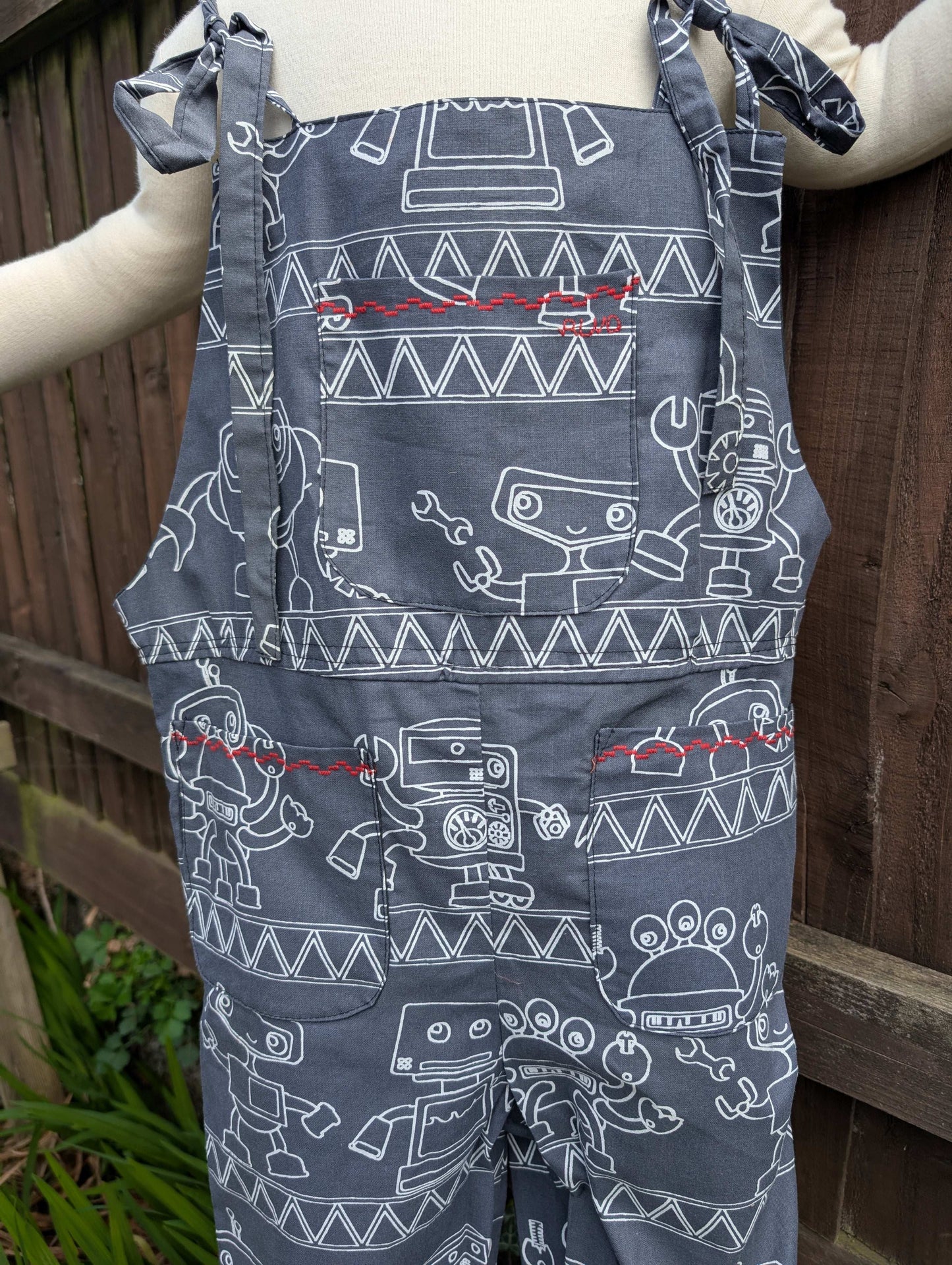 Dungarees child- romper-age 9-10yrs-playsuit-jumpsuit- boys- kids clothes-sustainable kids outfit-robot-summer child-holiday outfit