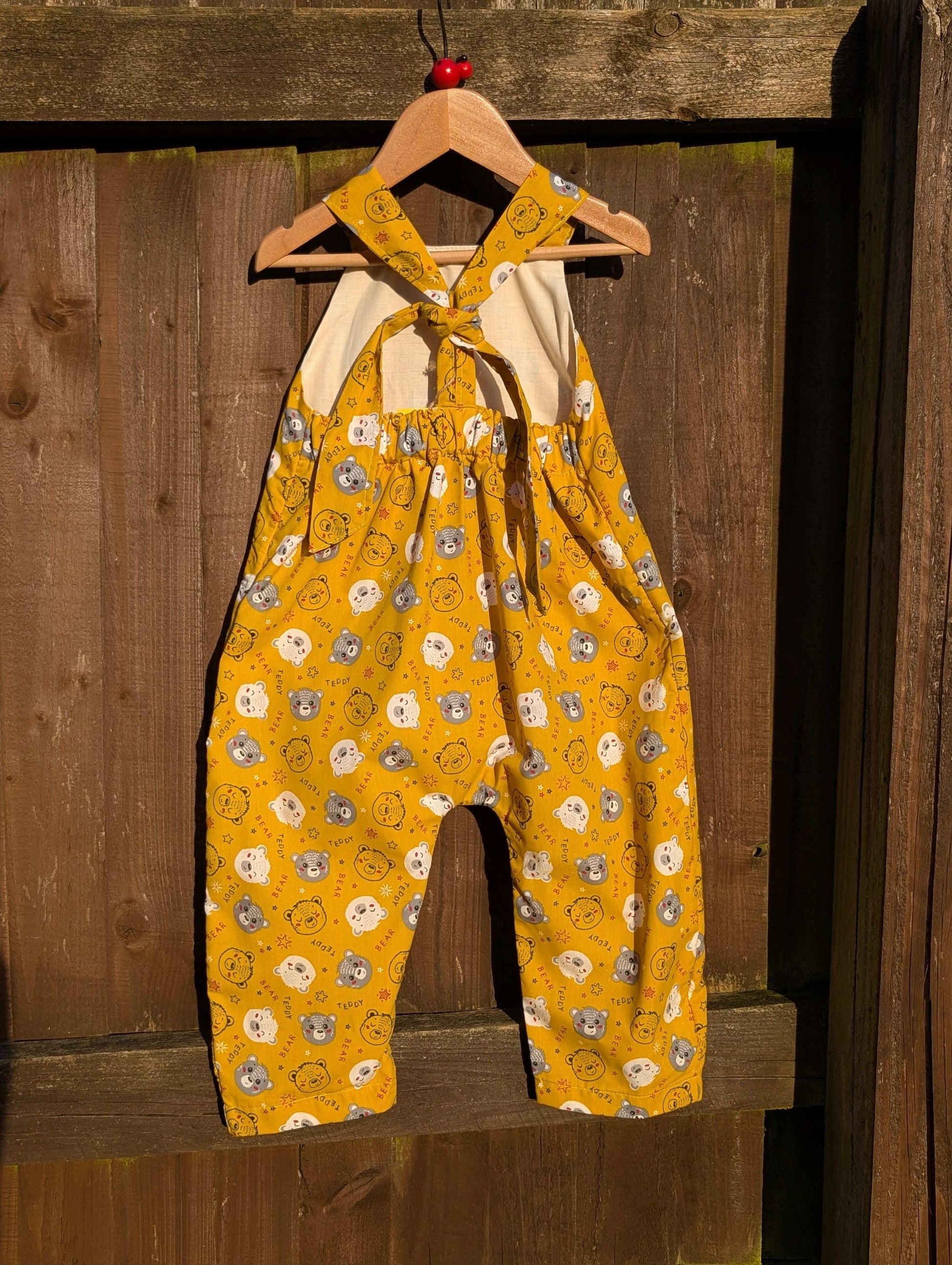 Child all in one-dunga-romper-age 3-4yrs and 6-9m-teddy's pattern-bears print kids-baby gift idea-mini dungarees-baby-toddler