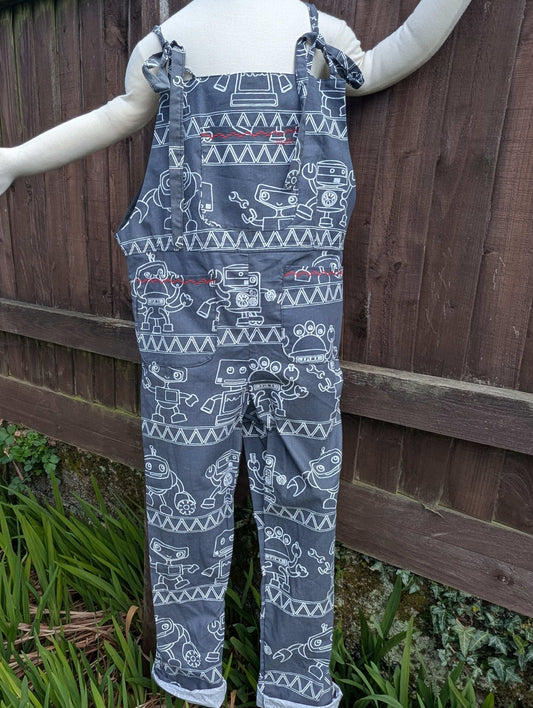 Dungarees child- romper-age 9-10yrs-playsuit-jumpsuit- boys- kids clothes-sustainable kids outfit-robot-summer child-holiday outfit