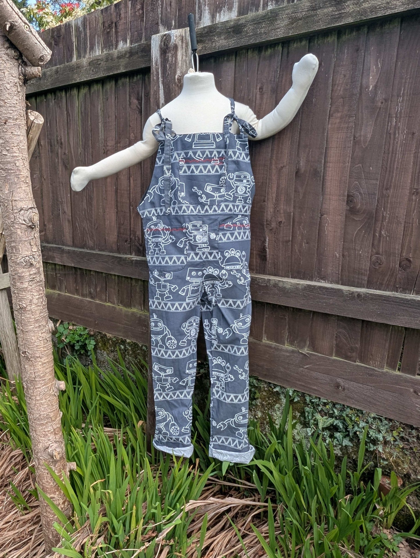 Dungarees child- romper-age 9-10yrs-playsuit-jumpsuit- boys- kids clothes-sustainable kids outfit-robot-summer child-holiday outfit