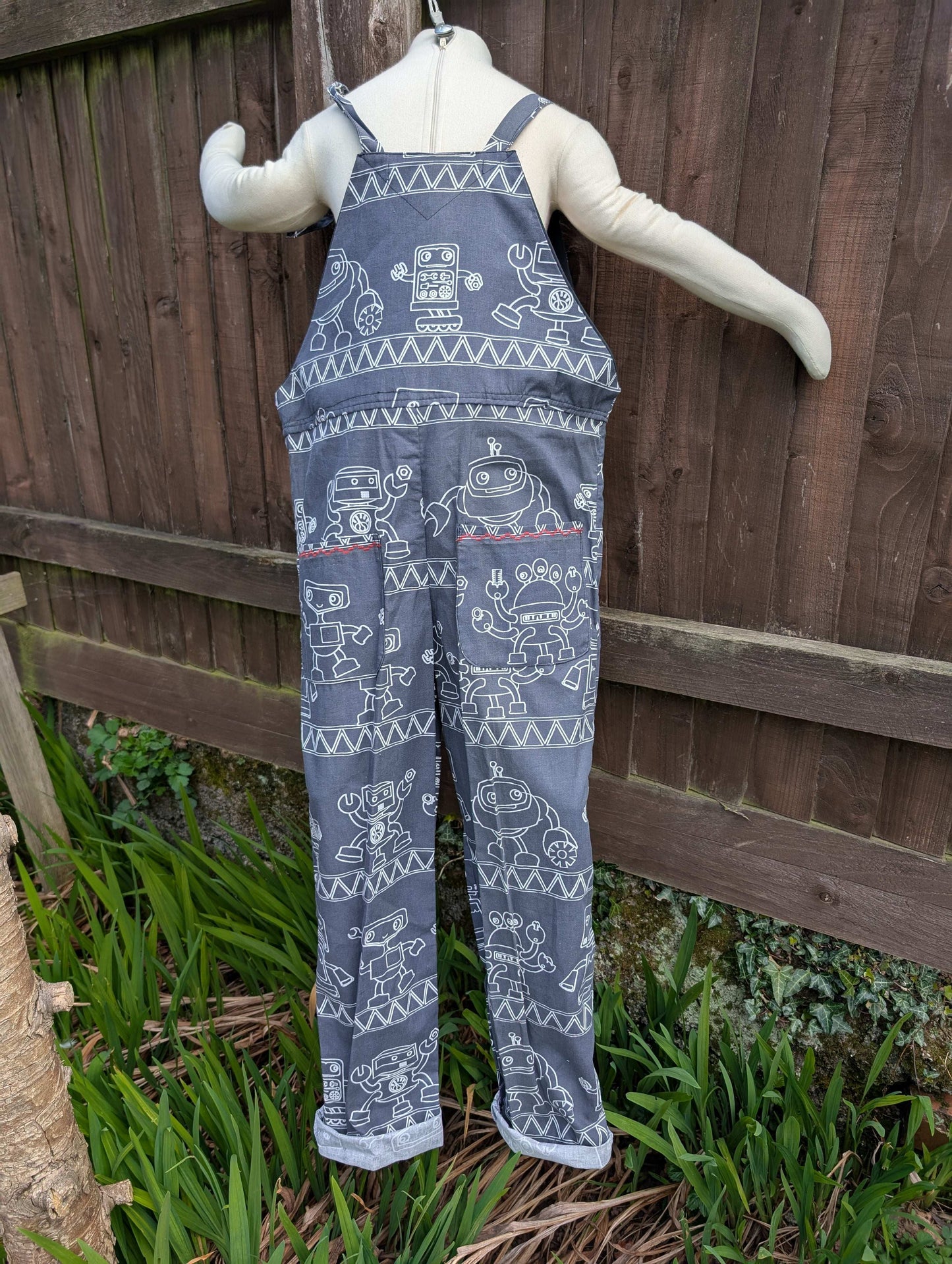 Dungarees child- romper-age 9-10yrs-playsuit-jumpsuit- boys- kids clothes-sustainable kids outfit-robot-summer child-holiday outfit