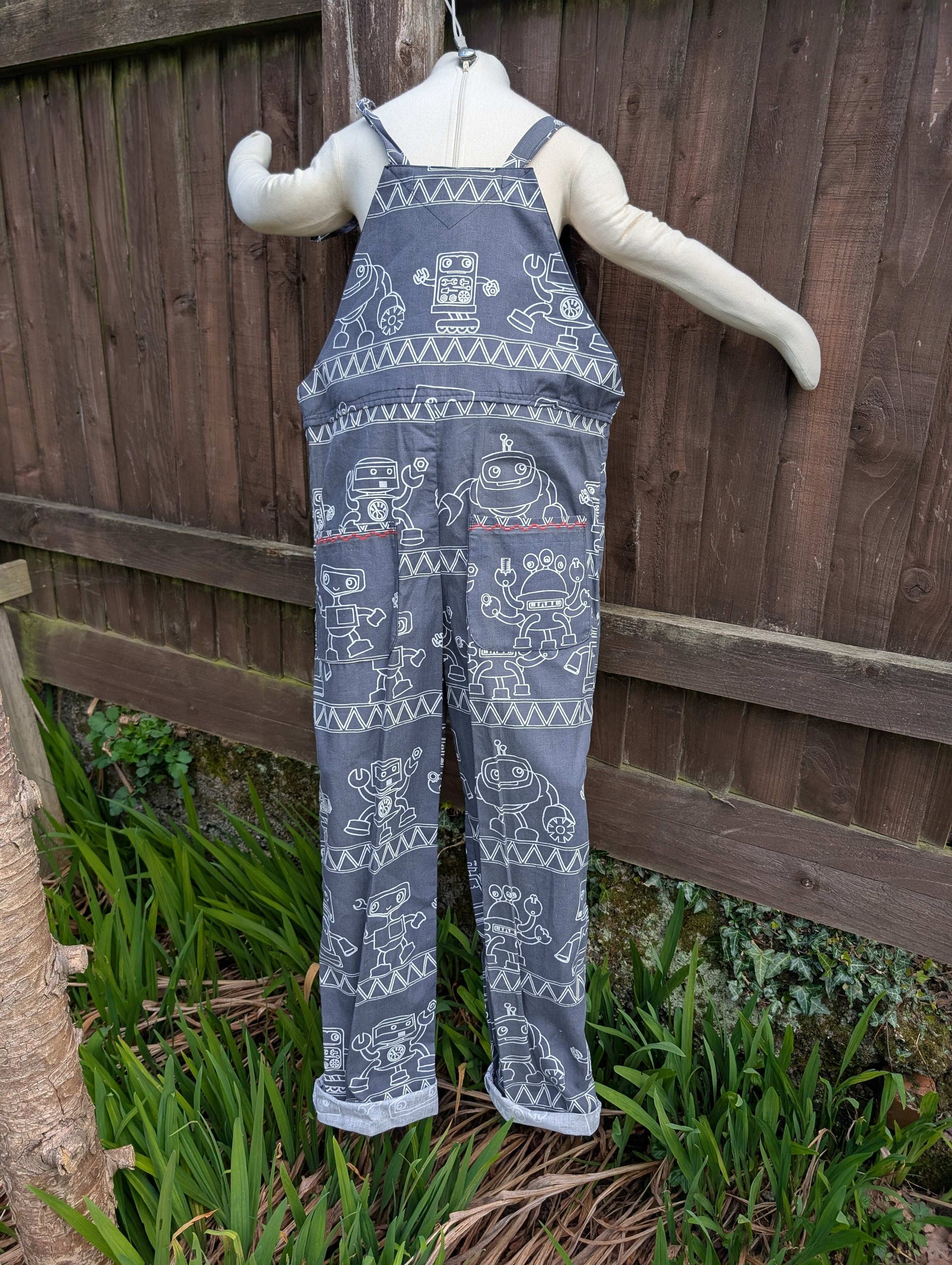 Dungarees child- romper-age 9-10yrs-playsuit-jumpsuit- boys- kids clothes-sustainable kids outfit-robot-summer child-holiday outfit