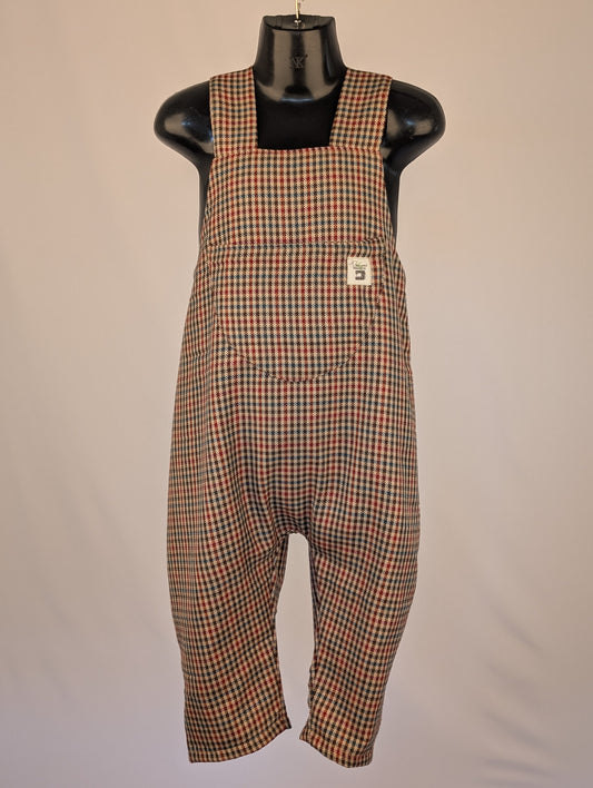 Adorable check Dungarees for your Stylish Toddler (3-4 years)