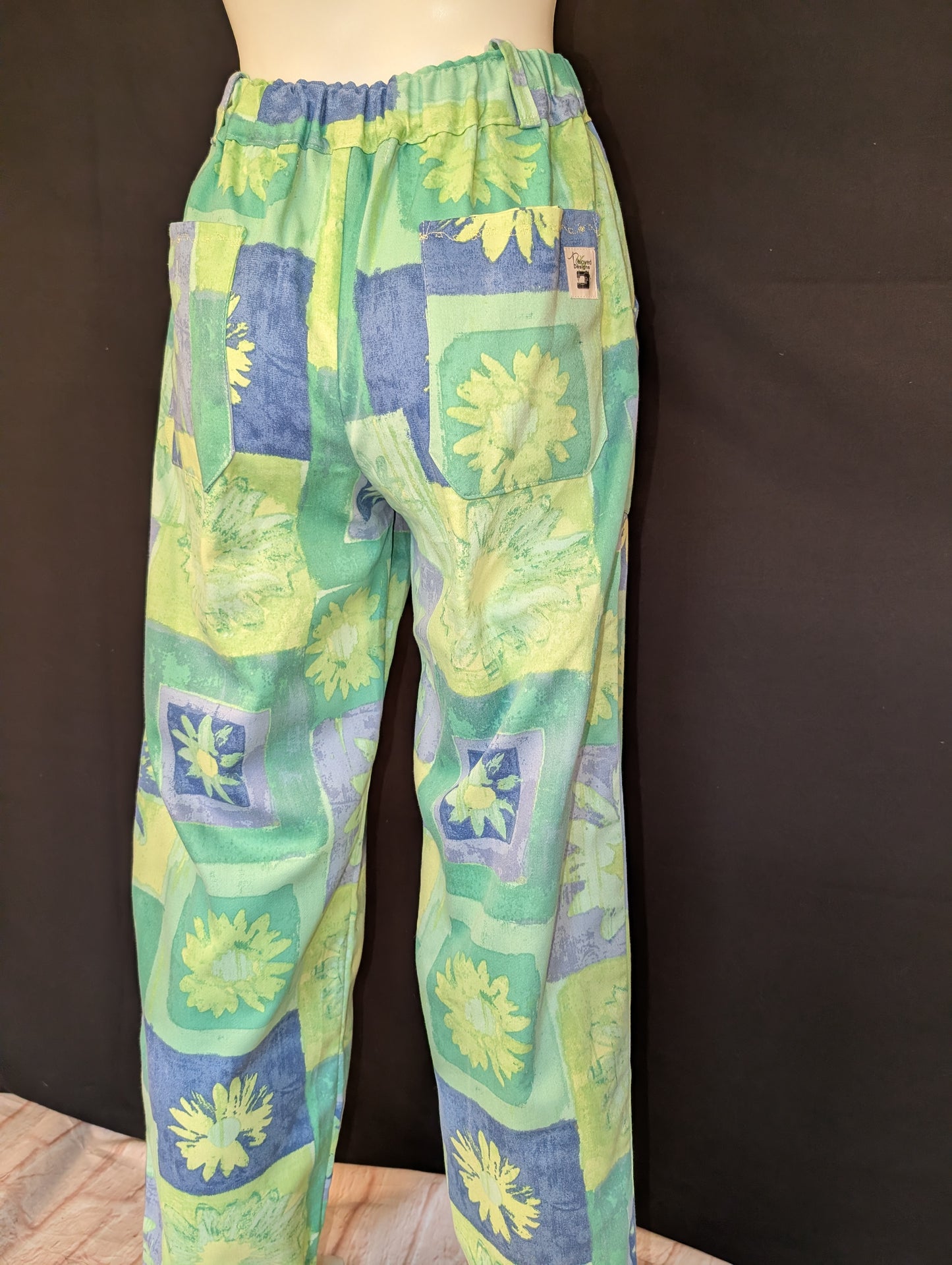 Retro Vibe: Upcycled 90s pattern Trousers, Size 12 - Eco-Friendly Fashion