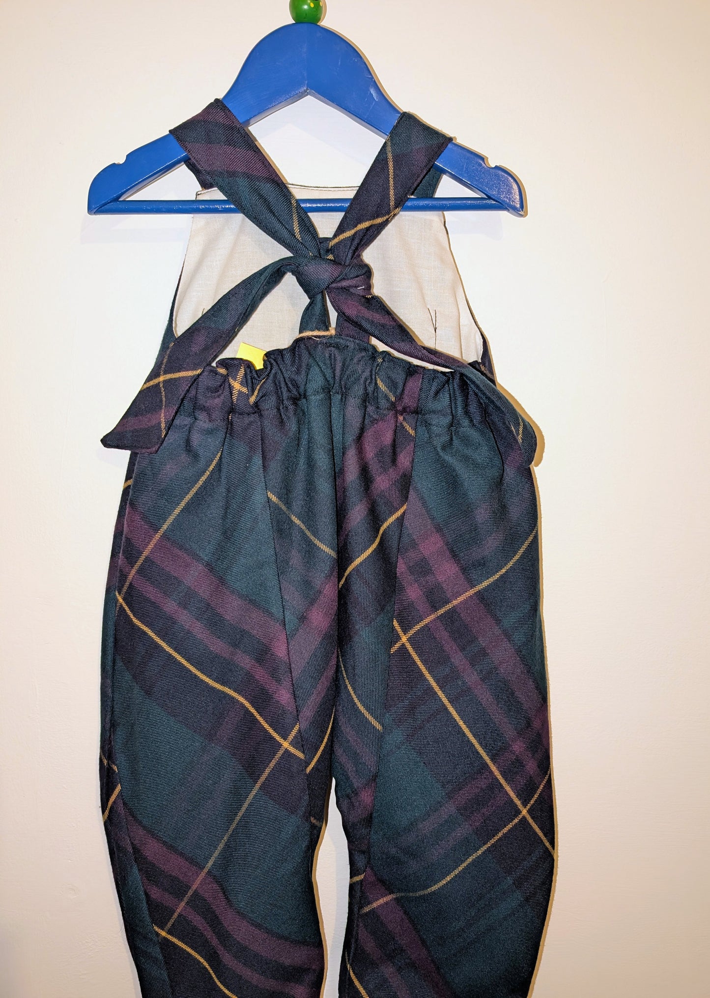 Adorable Tartan Dungarees for your Stylish Toddler (3-4 years)"