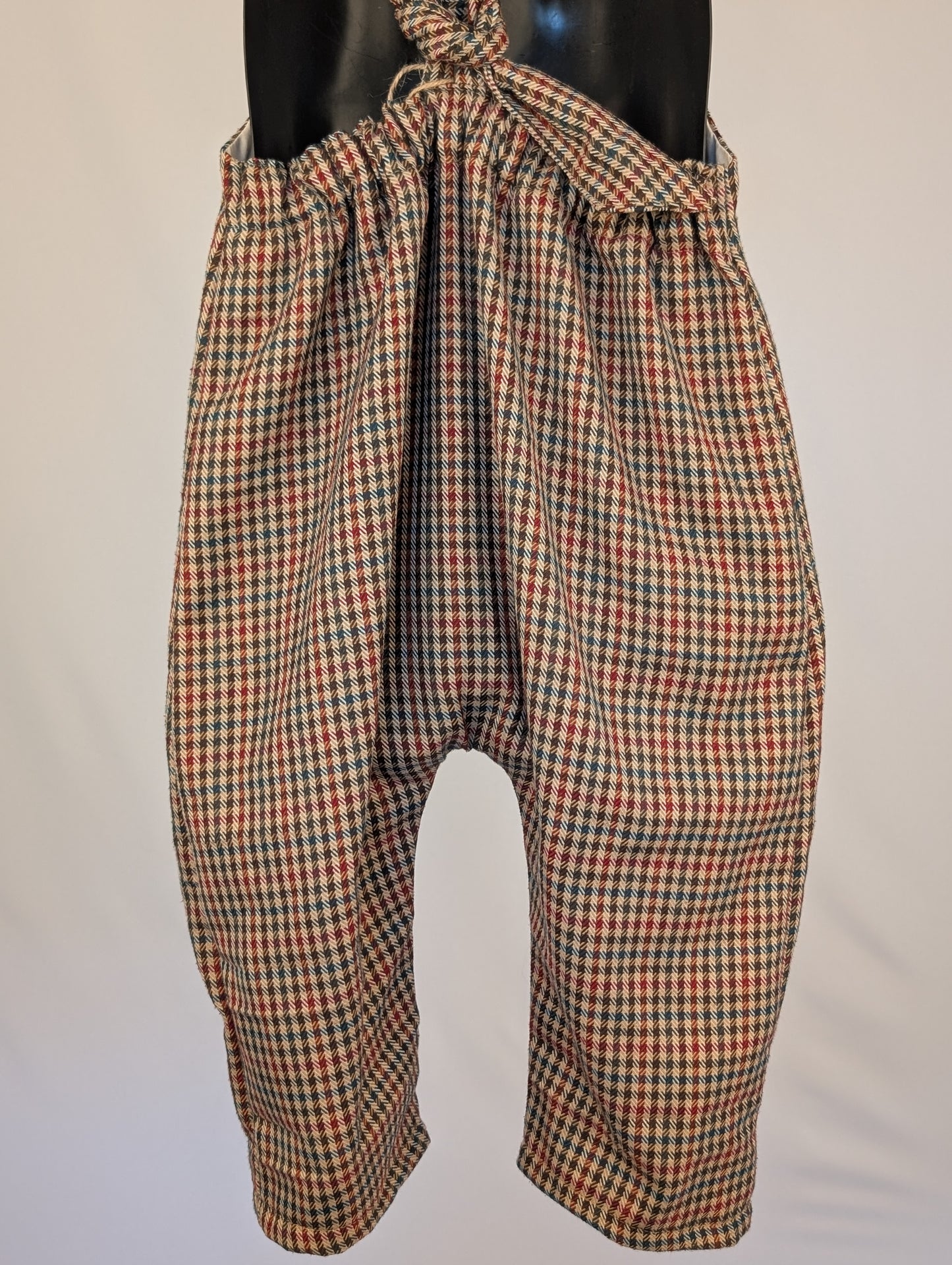 Adorable check Dungarees for your Stylish Toddler (3-4 years)