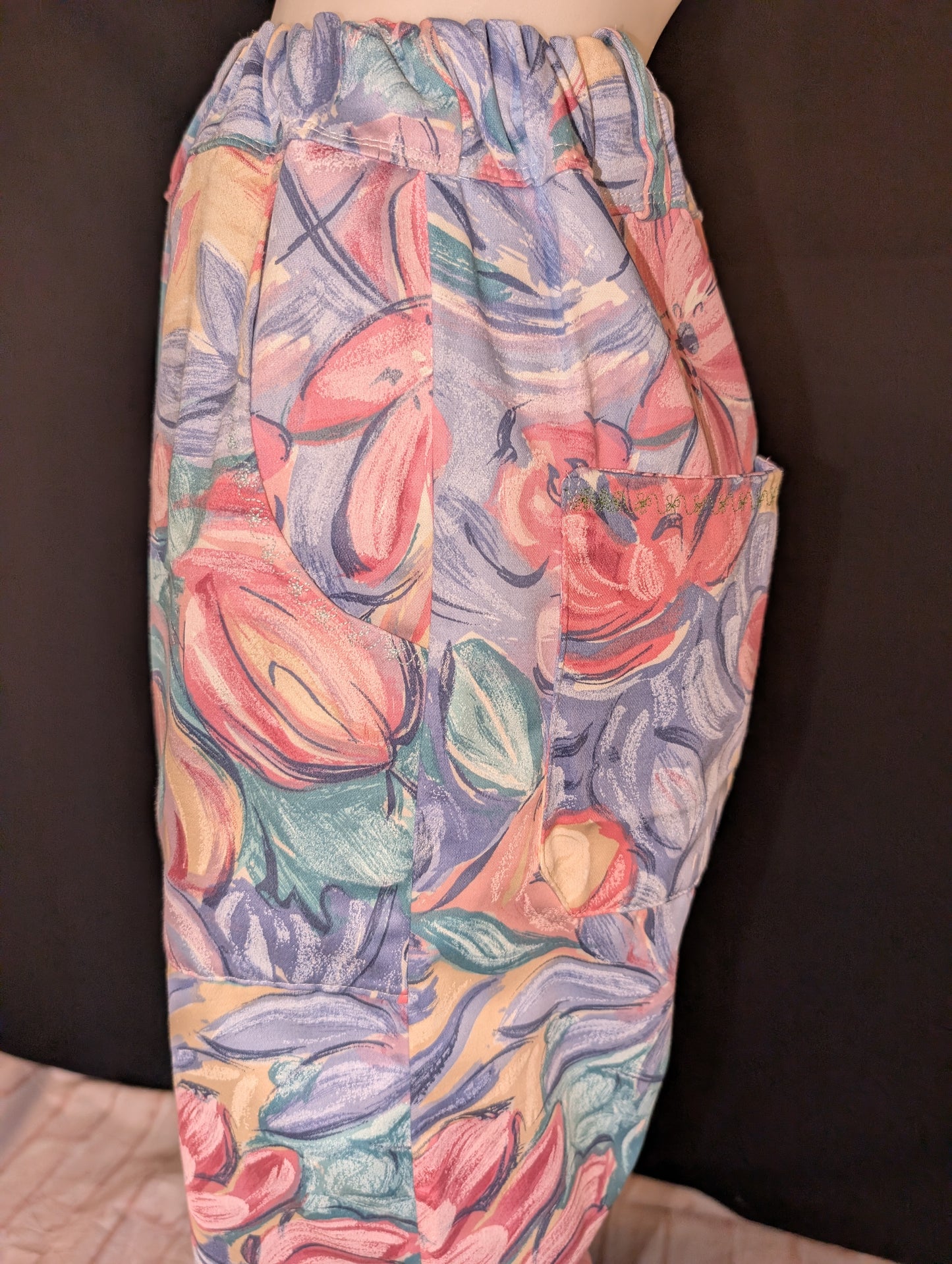 Vintage Vibe: Upcycled - tulips Pattern Trousers, Size 12 - Eco-Friendly Fashion