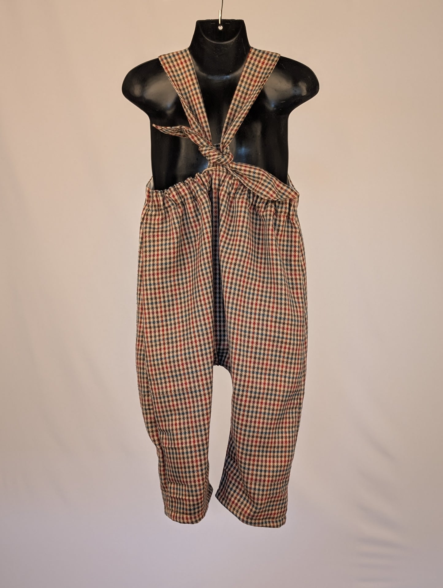 Adorable check Dungarees for your Stylish Toddler (3-4 years)