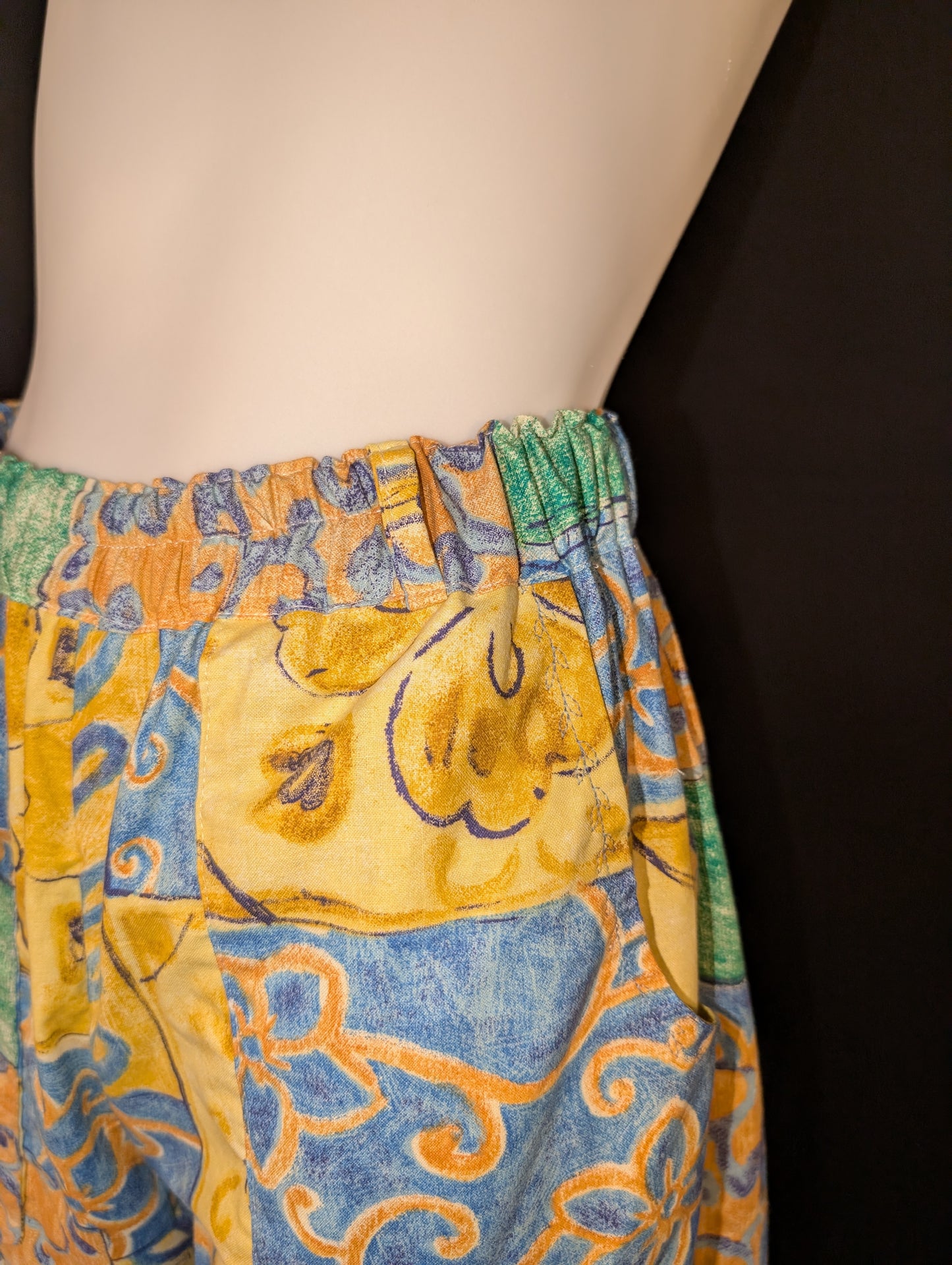 Reworked barrel Leg Trousers: Size 14 90s print abstract