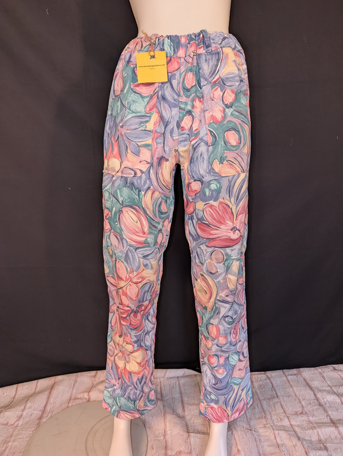 Vintage Vibe: Upcycled - tulips Pattern Trousers, Size 12 - Eco-Friendly Fashion