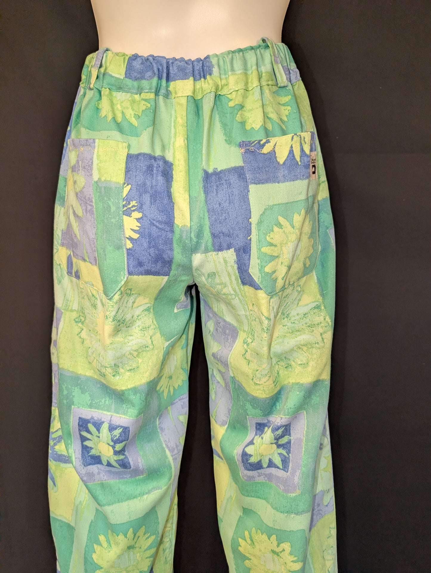 Retro Vibe: Upcycled 90s pattern Trousers, Size 12 - Eco-Friendly Fashion