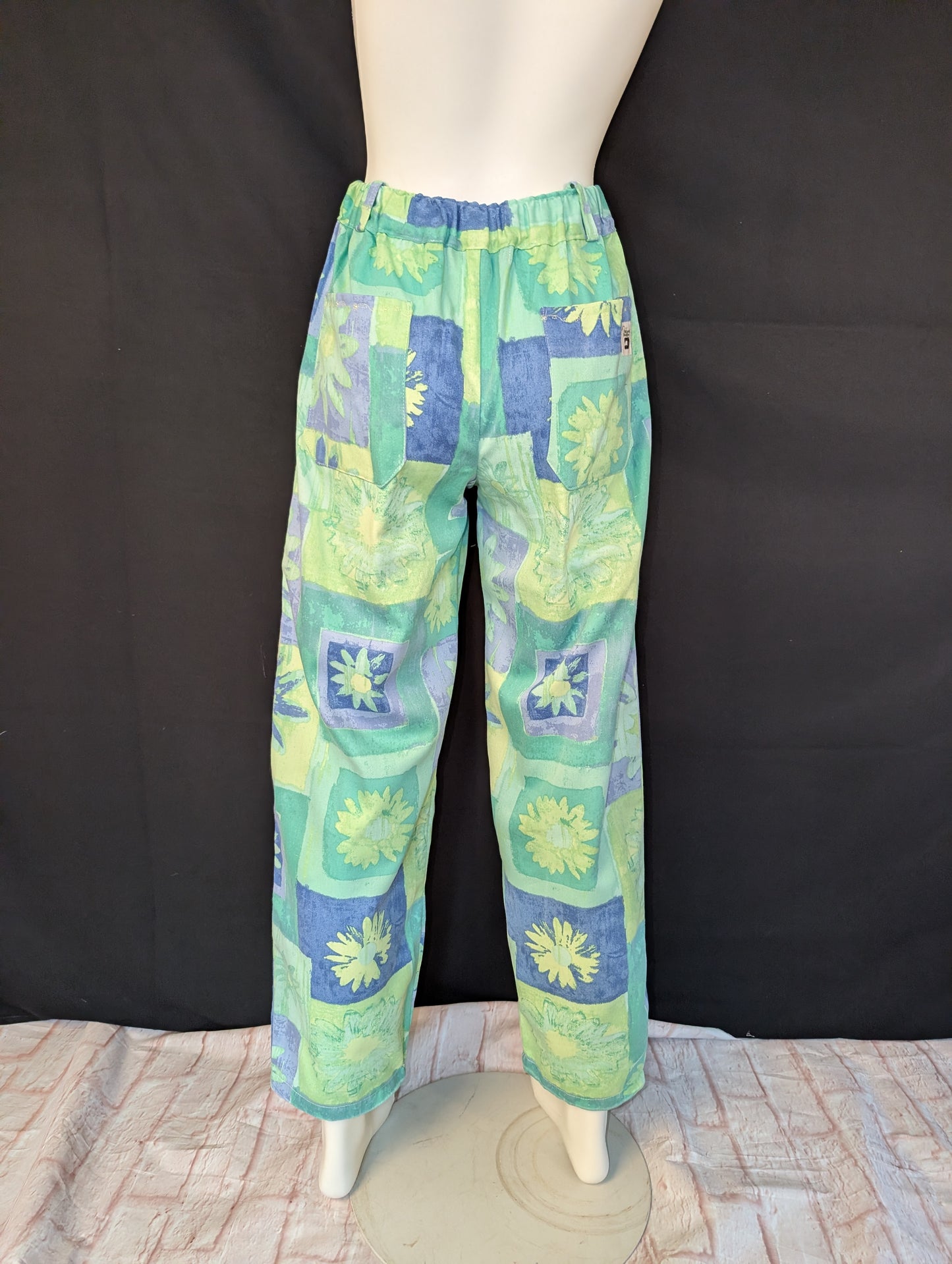 Retro Vibe: Upcycled 90s pattern Trousers, Size 12 - Eco-Friendly Fashion
