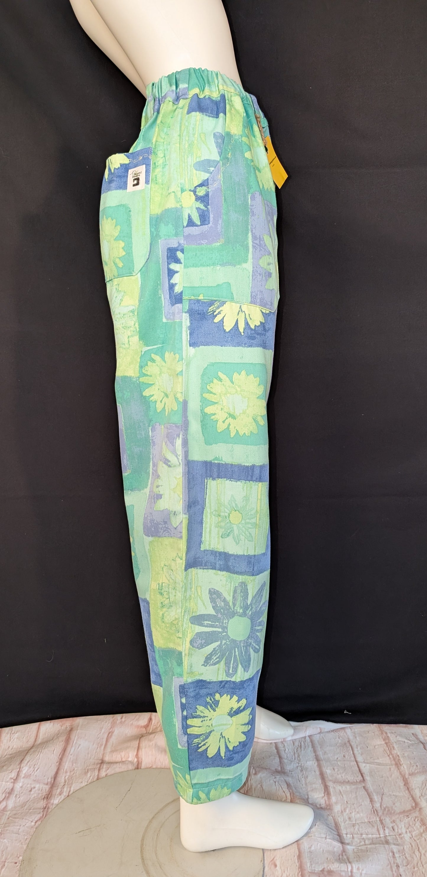 Retro Vibe: Upcycled 90s pattern Trousers, Size 12 - Eco-Friendly Fashion